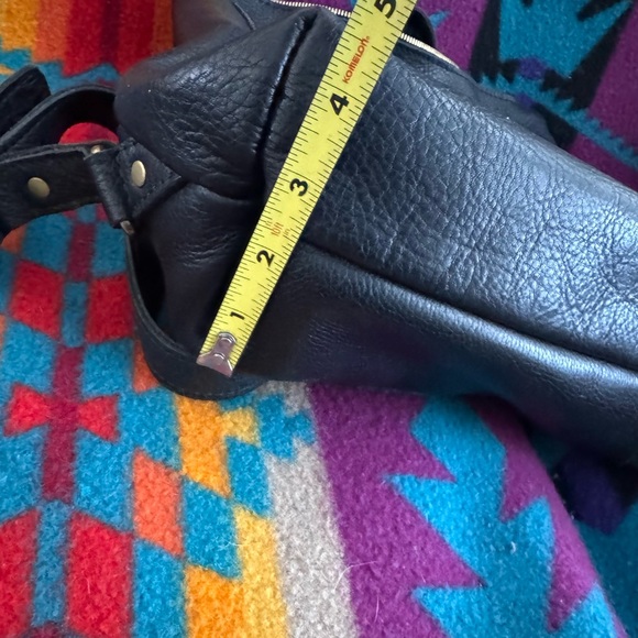 Beautiful Portland Leather tote backpack 🖤 - Picture 12 of 13